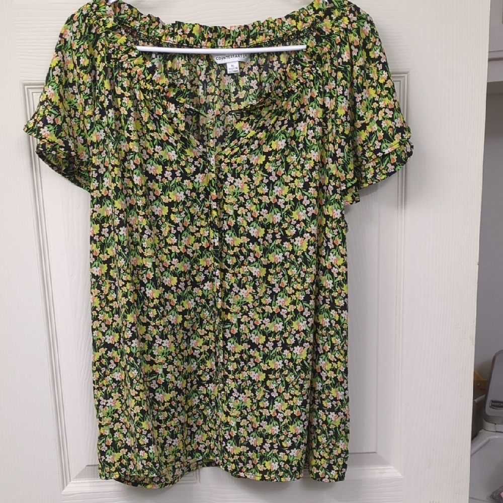 Counterparts Black Floral Short Sleeve Peasant Blouse